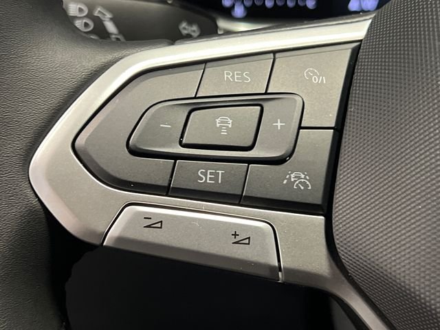 New 2026 Green Volkswagen 1.5T SE Black image 13