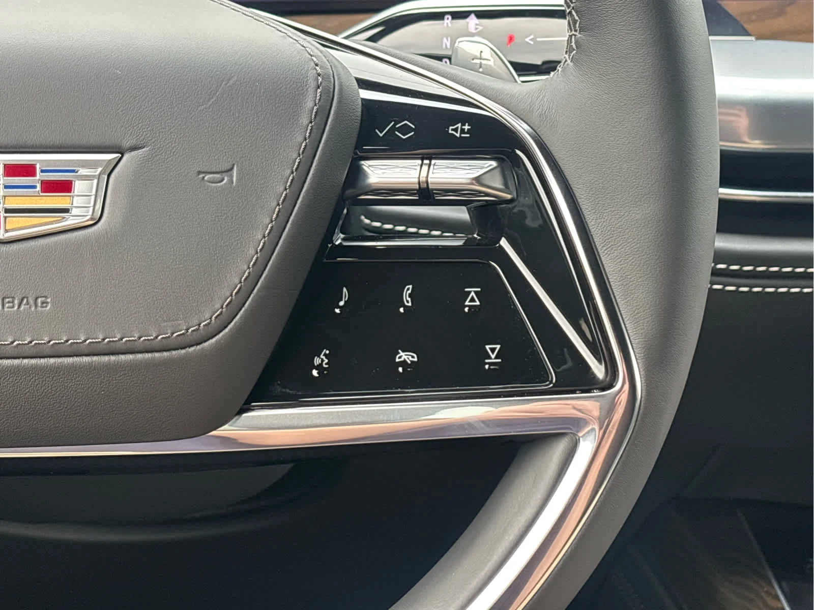 New 2026 Vibrant White Tricoat Cadillac Platinum Sport image 21
