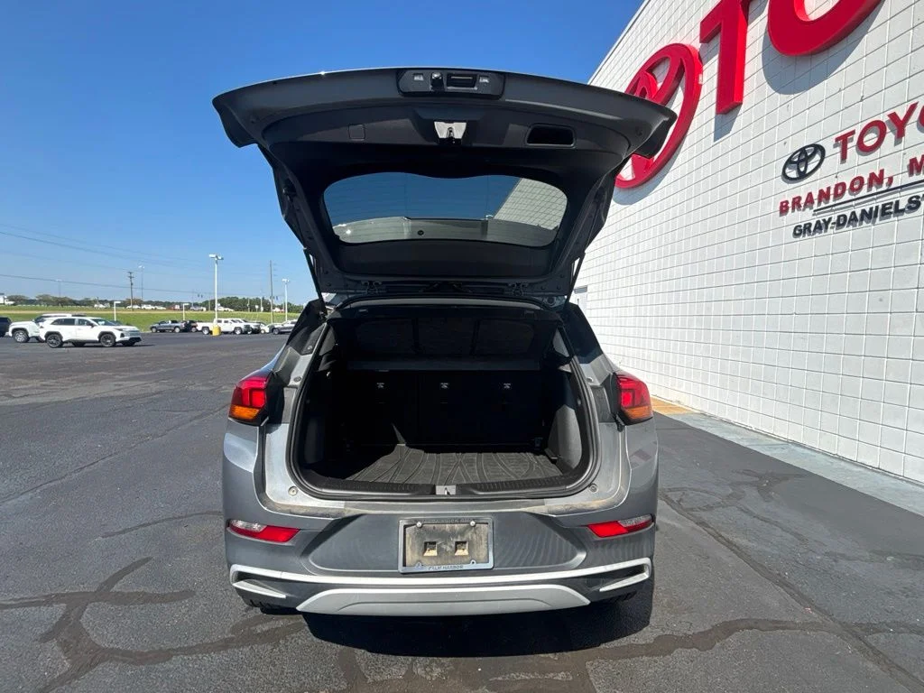 Used 2021 Gray Buick Preferred image 29