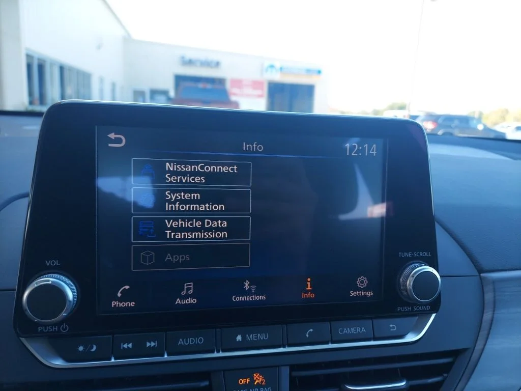 2025 Nissan Altima SV - Photo 24