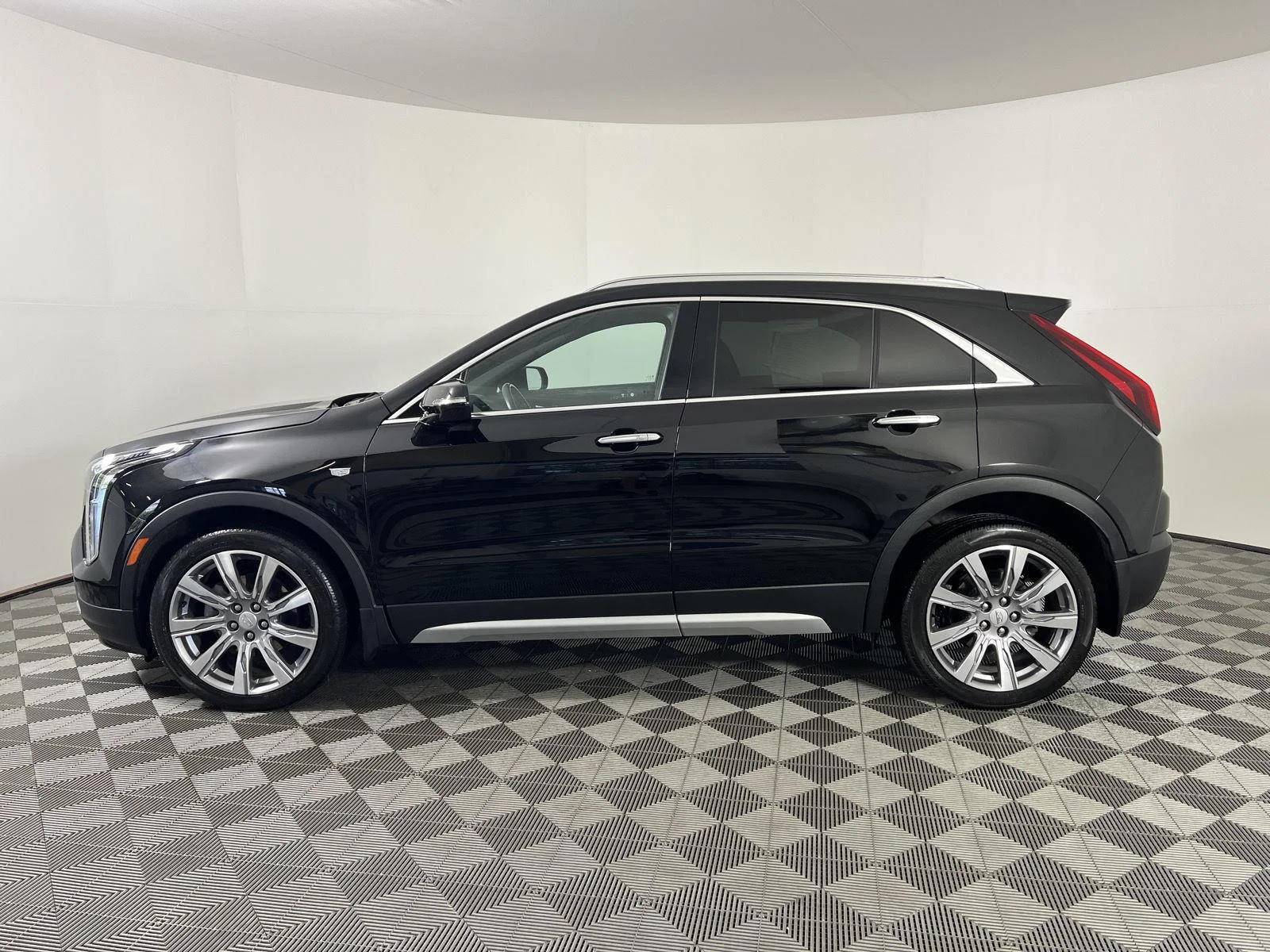 Used 2023 Stellar Black Metallic Cadillac Premium Luxury image 30