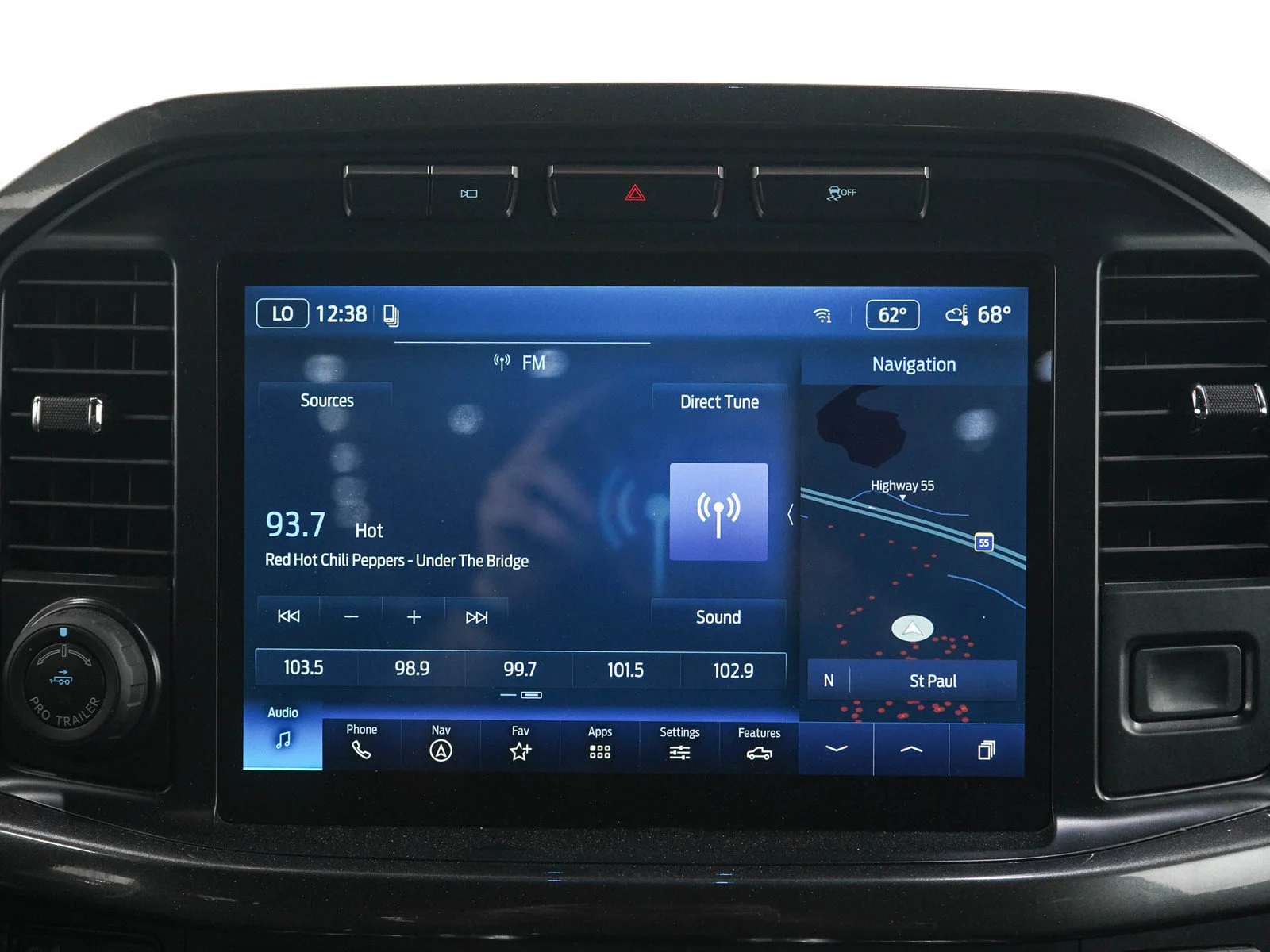 Used 2022  Ford XL image 16