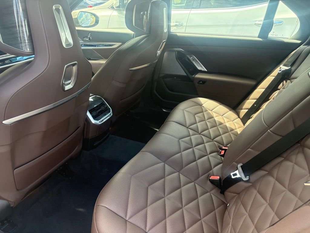 Used 2026 Oxide Grey Met BMW 740i xDrive image 9