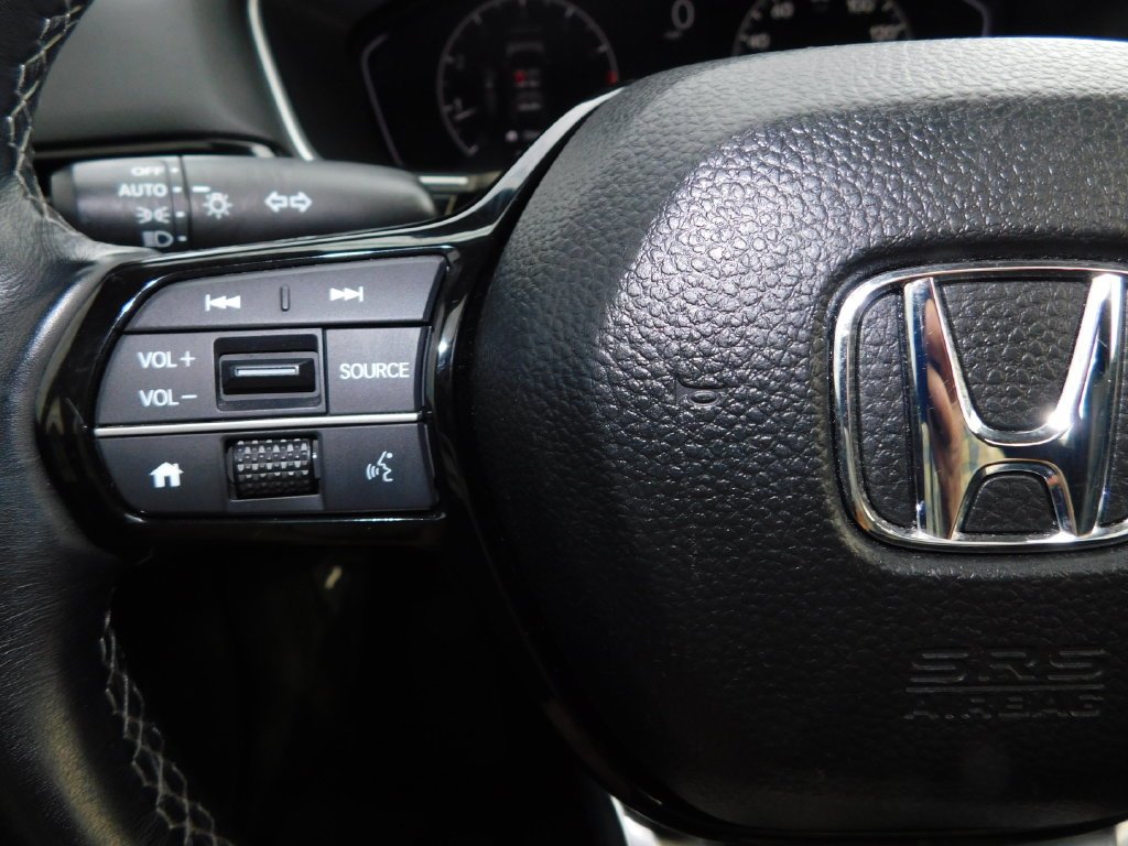 Used 2024 White Honda EX-L image 28