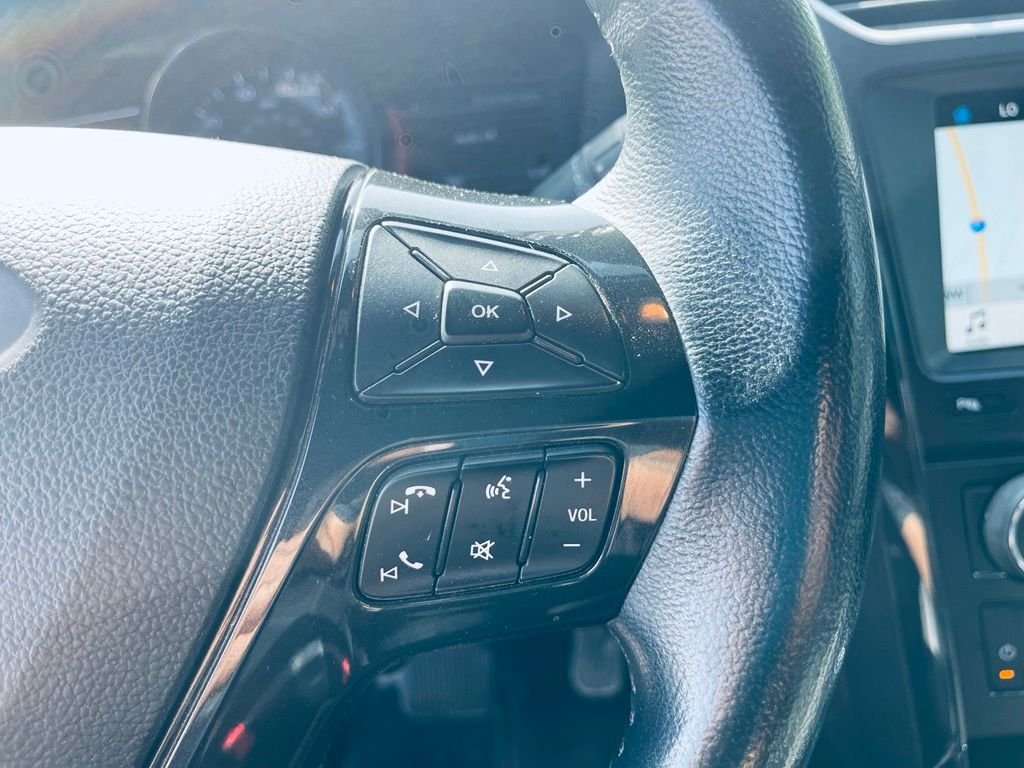 Used 2017 White Ford XLT image 16