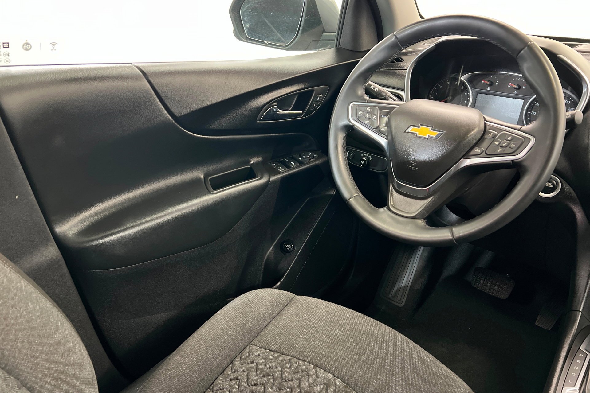 2024 Chevrolet Equinox LT - Photo 12
