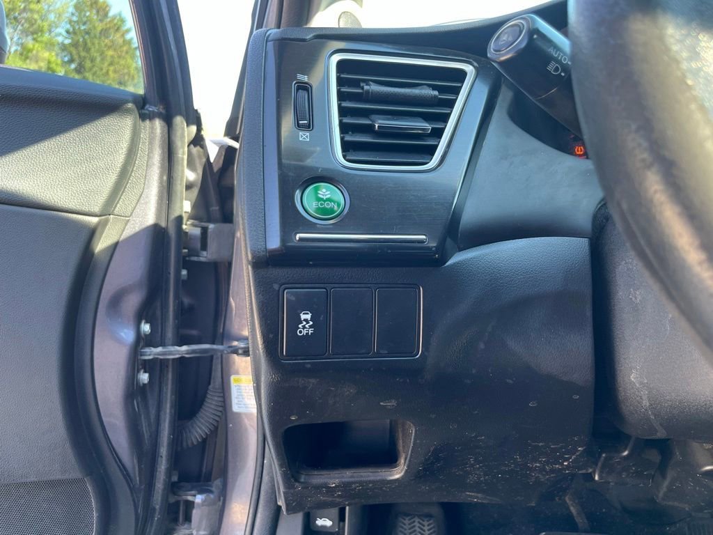 Used 2015  Honda EX image 20