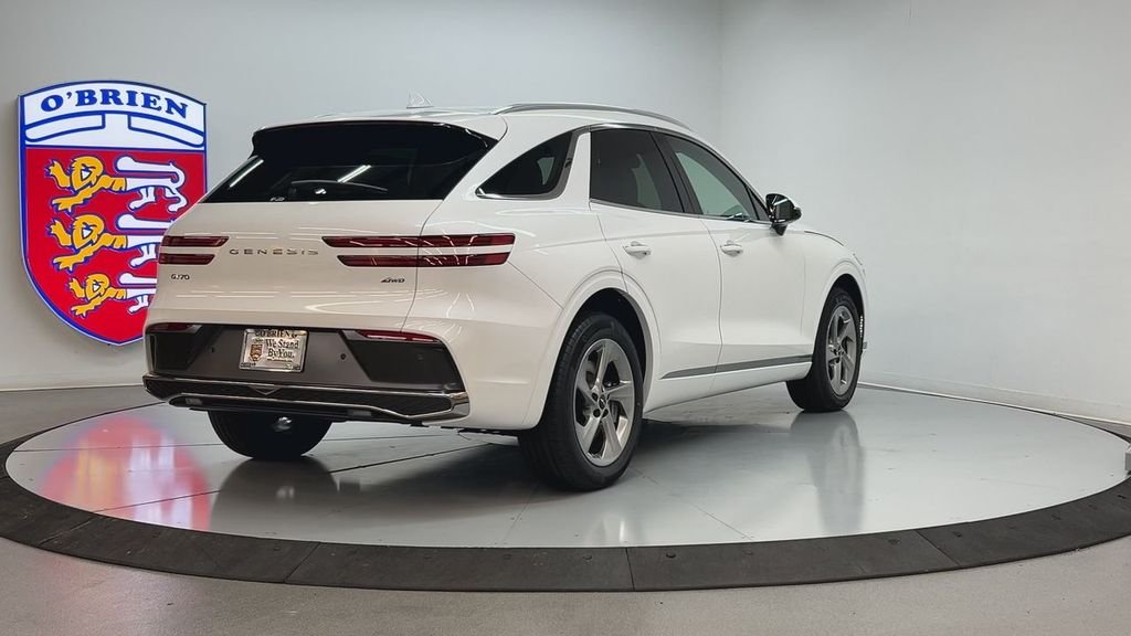 New 2026 Alta White Genesis 2.5T image 5