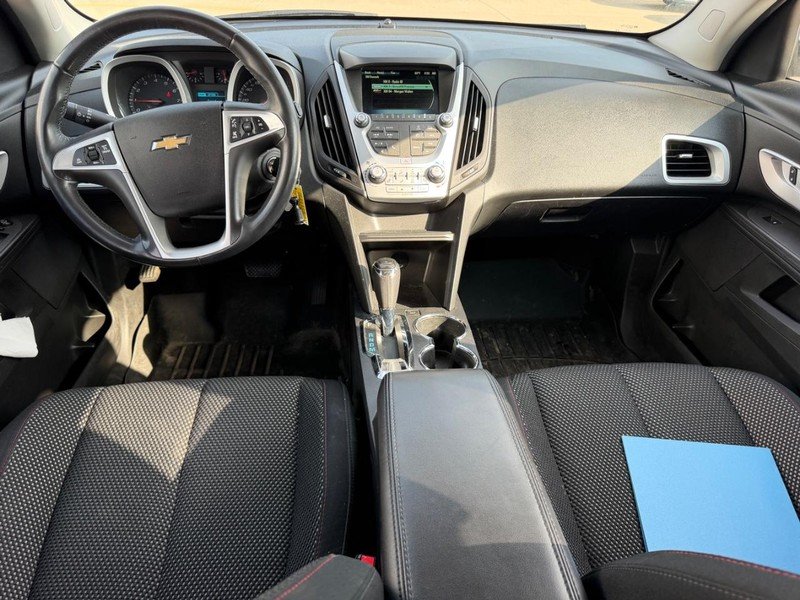 Used 2016 Silver Ice Metallic Chevrolet LT image 9