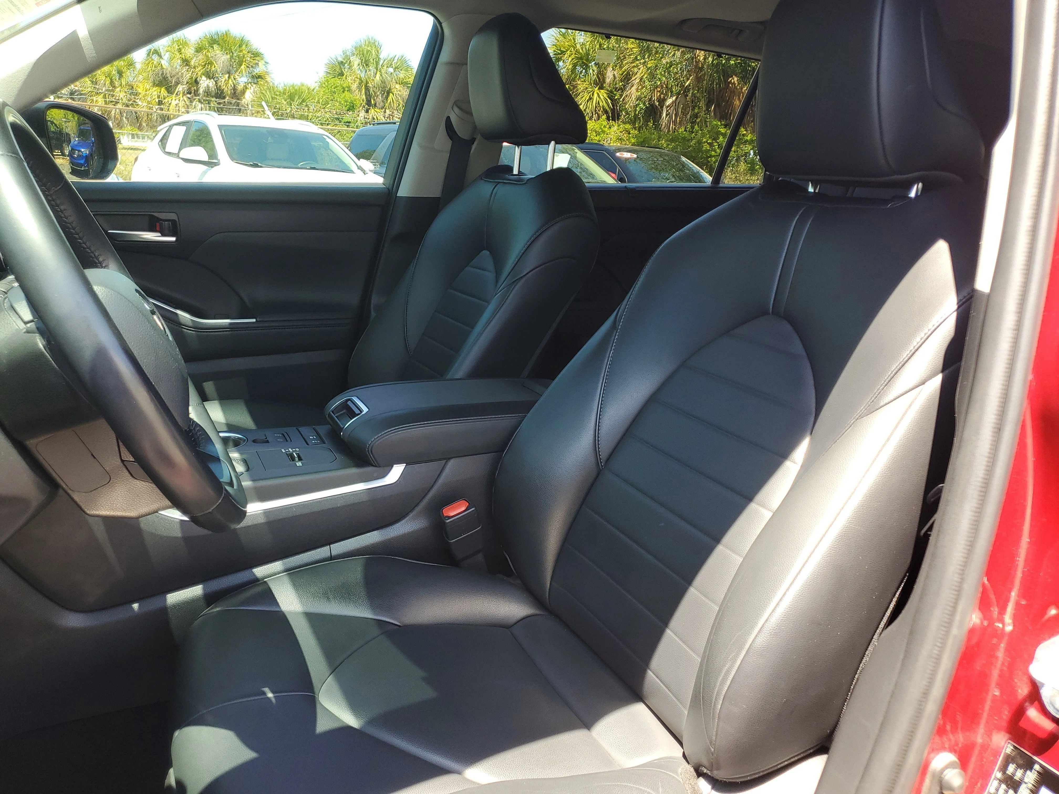Used 2022 Ruby Flare Pearl Toyota Hybrid XLE image 20