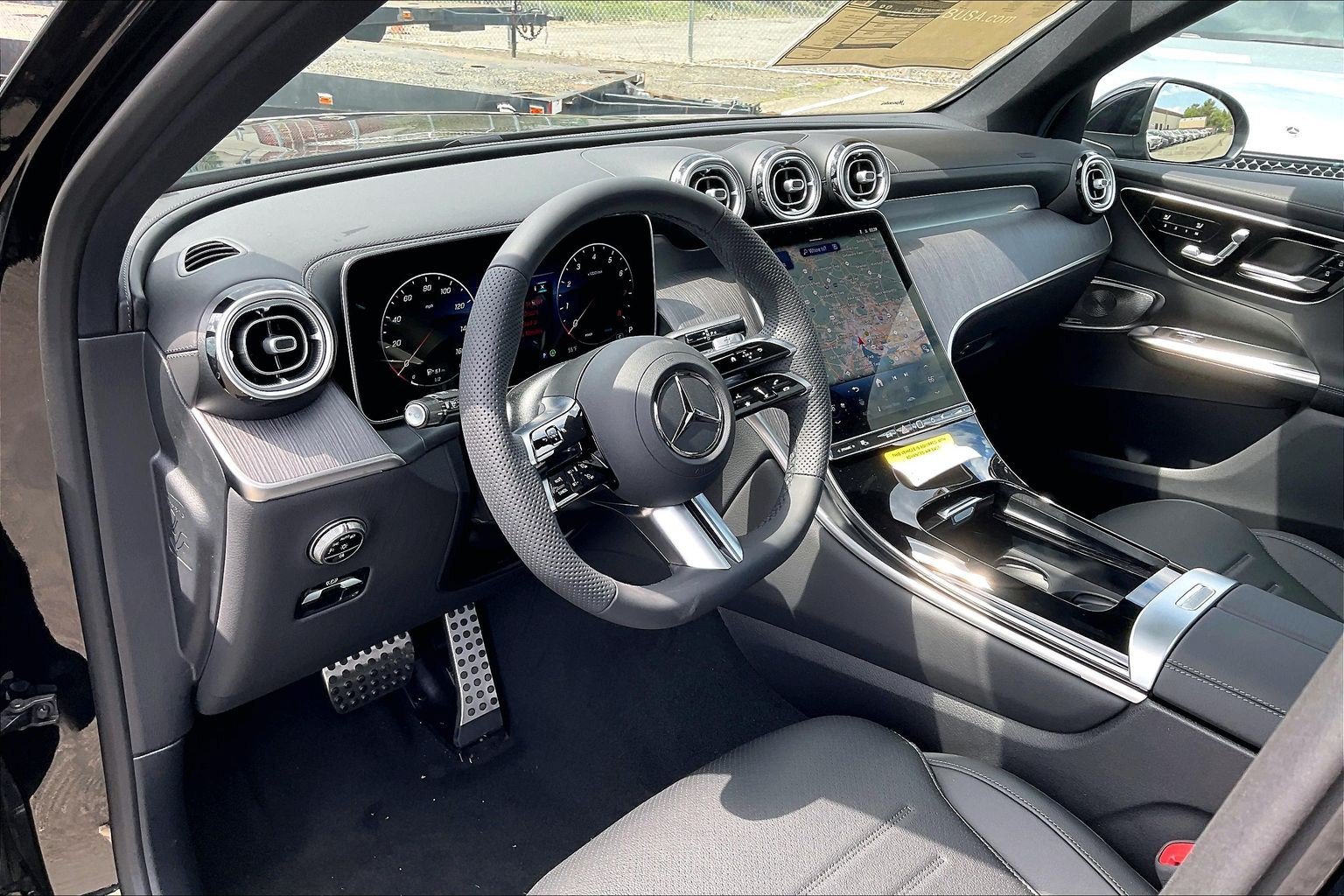 New 2026 Black Mercedes-Benz GLC 300 image 19