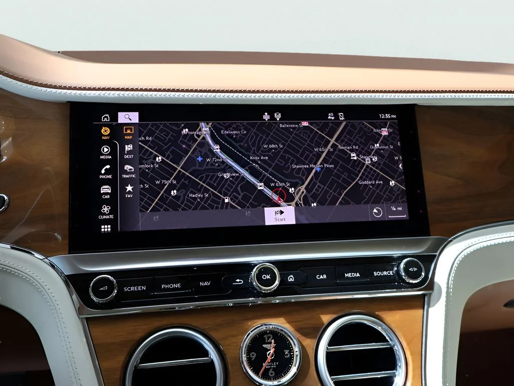 Used 2024 Onyx Metallic Bentley V8 image 22