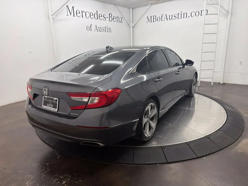 Used 2018 Gray Honda Touring image 7