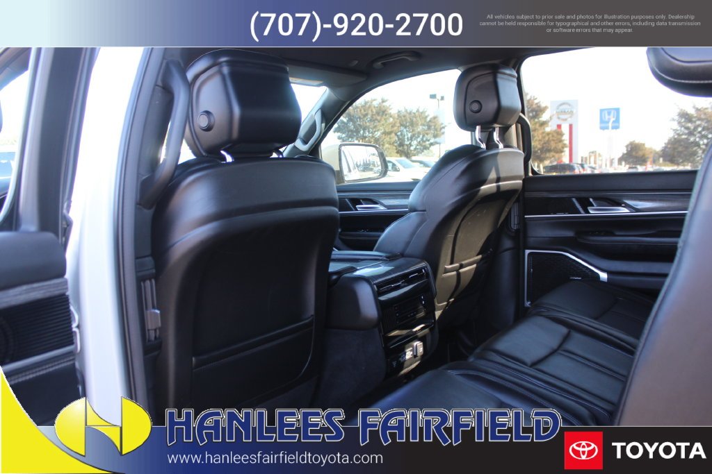 Used 2022 White Jeep Series III image 18