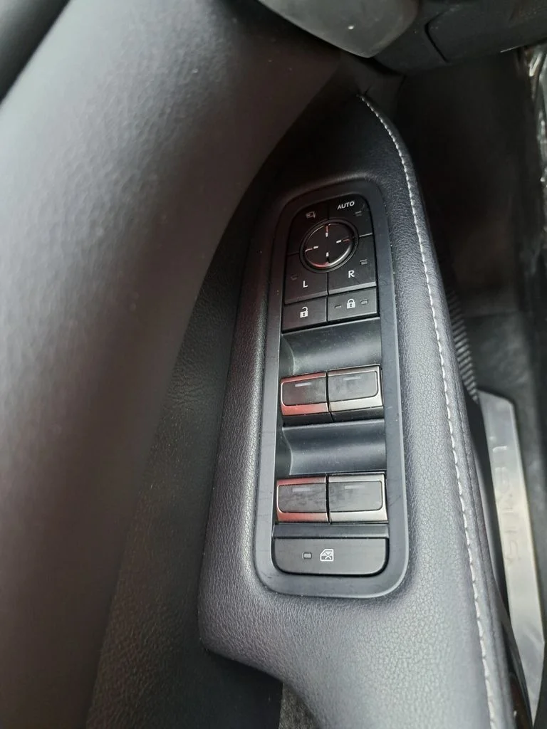 Used 2024 Mica Lexus 350 Premium Plus image 16