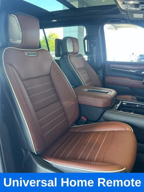 Used 2023 ONYX BLACK GMC Denali Ultimate image 18