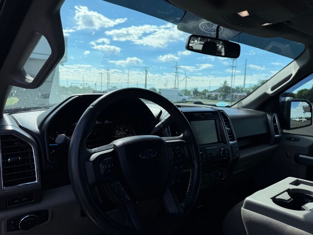 Used 2015  Ford XLT image 11