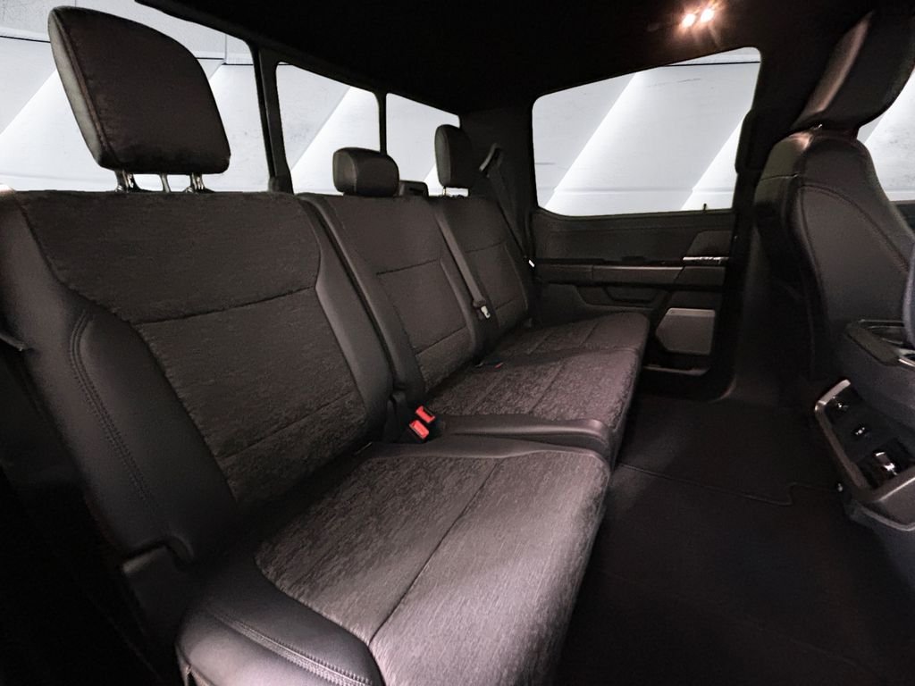 Used 2025 Gray Ford Tremor image 16