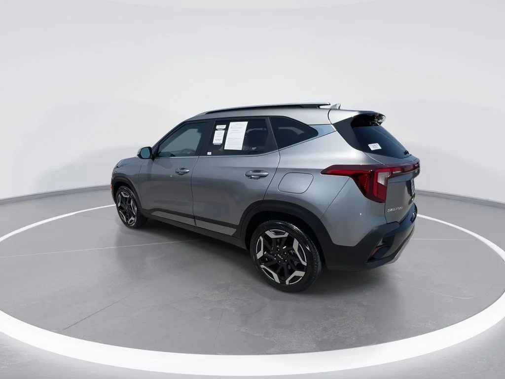 Used 2026 Gray Kia SX image 6