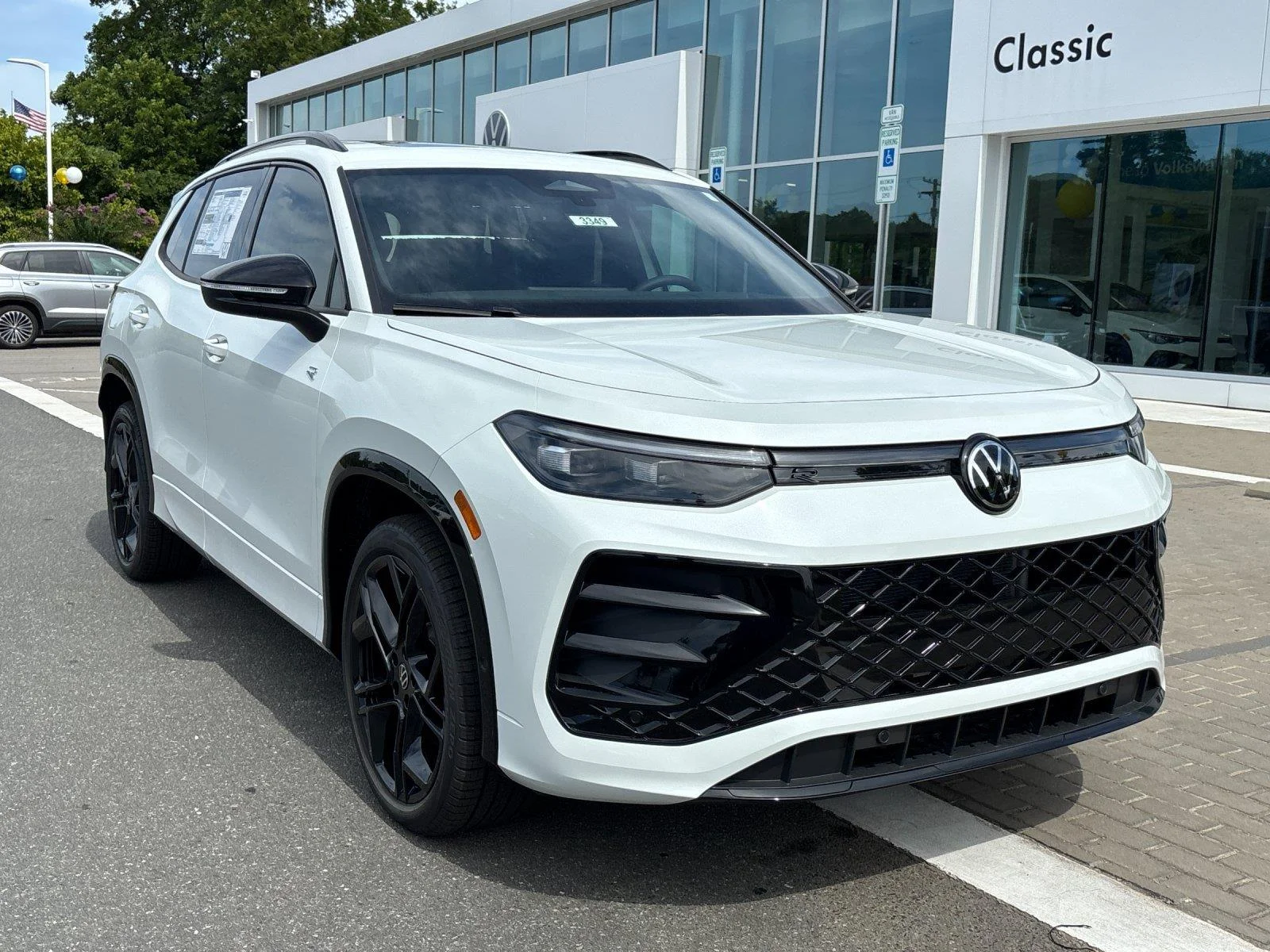 New 2026 opal white pearl Volkswagen SE R-Line Black image 7