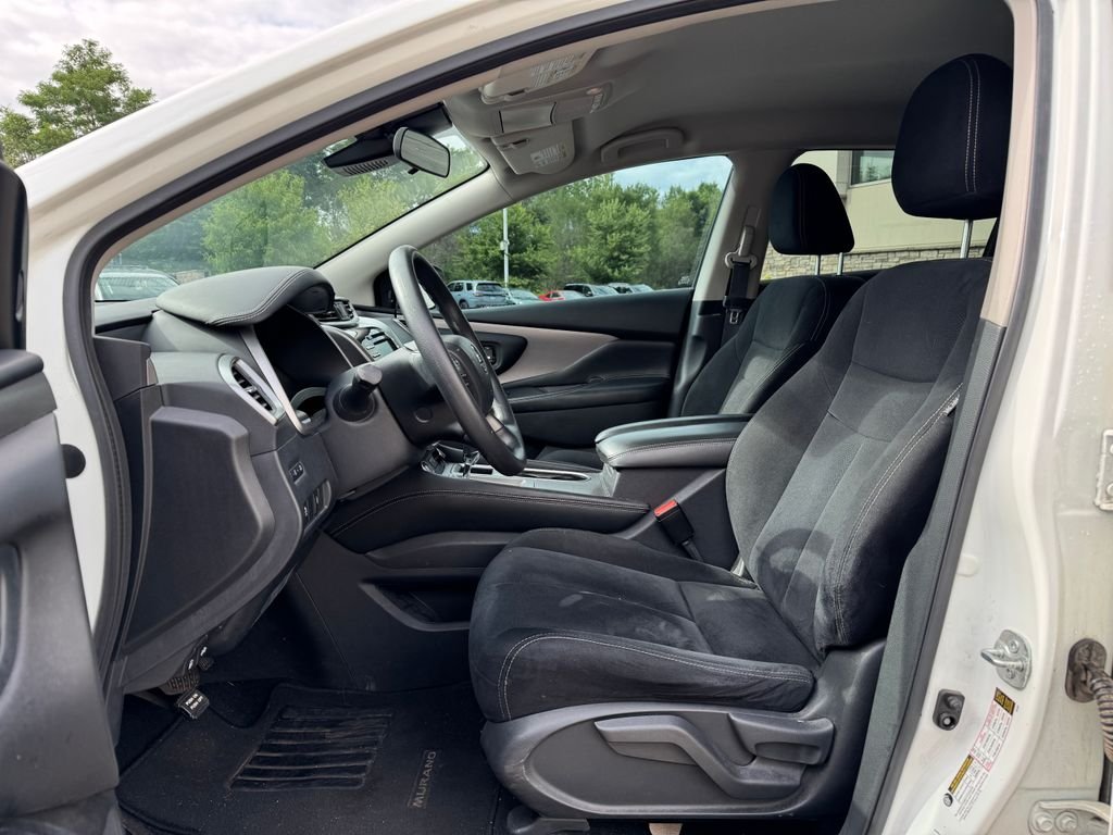 Used 2022 Pearl White Nissan S image 19