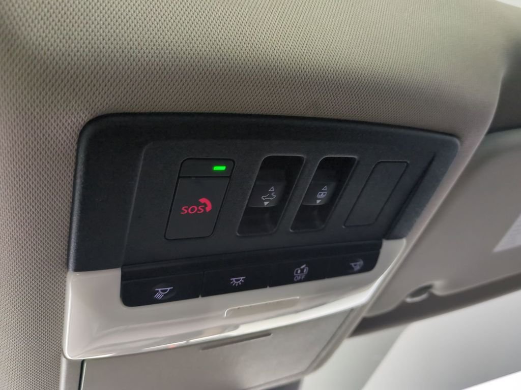 2021 Nissan Rogue SL - Photo 25