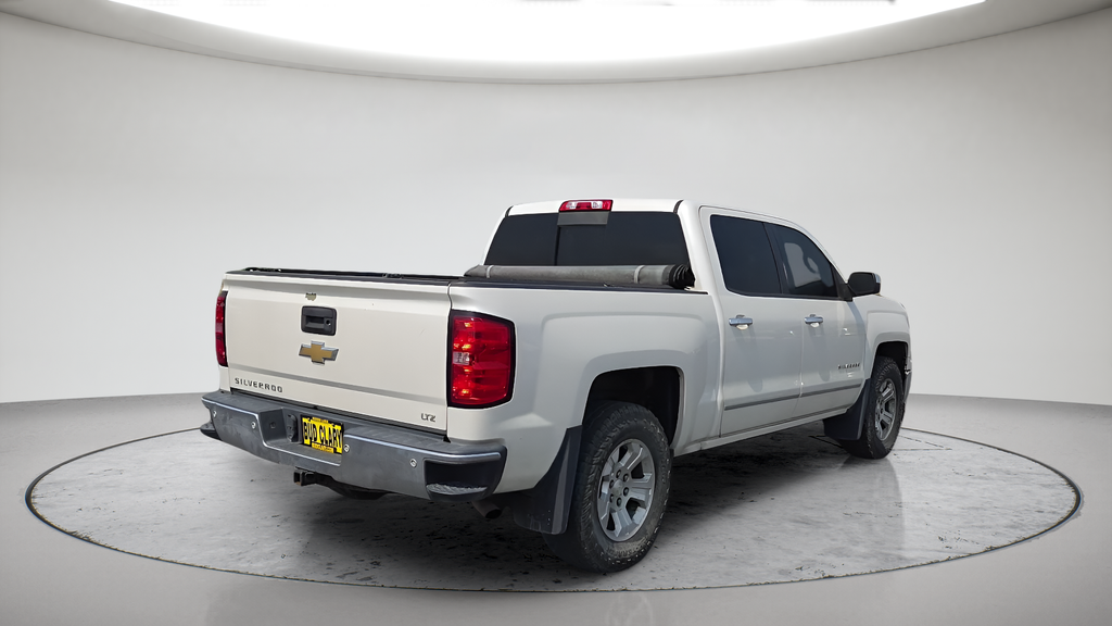 Used 2014 White Chevrolet LTZ image 8