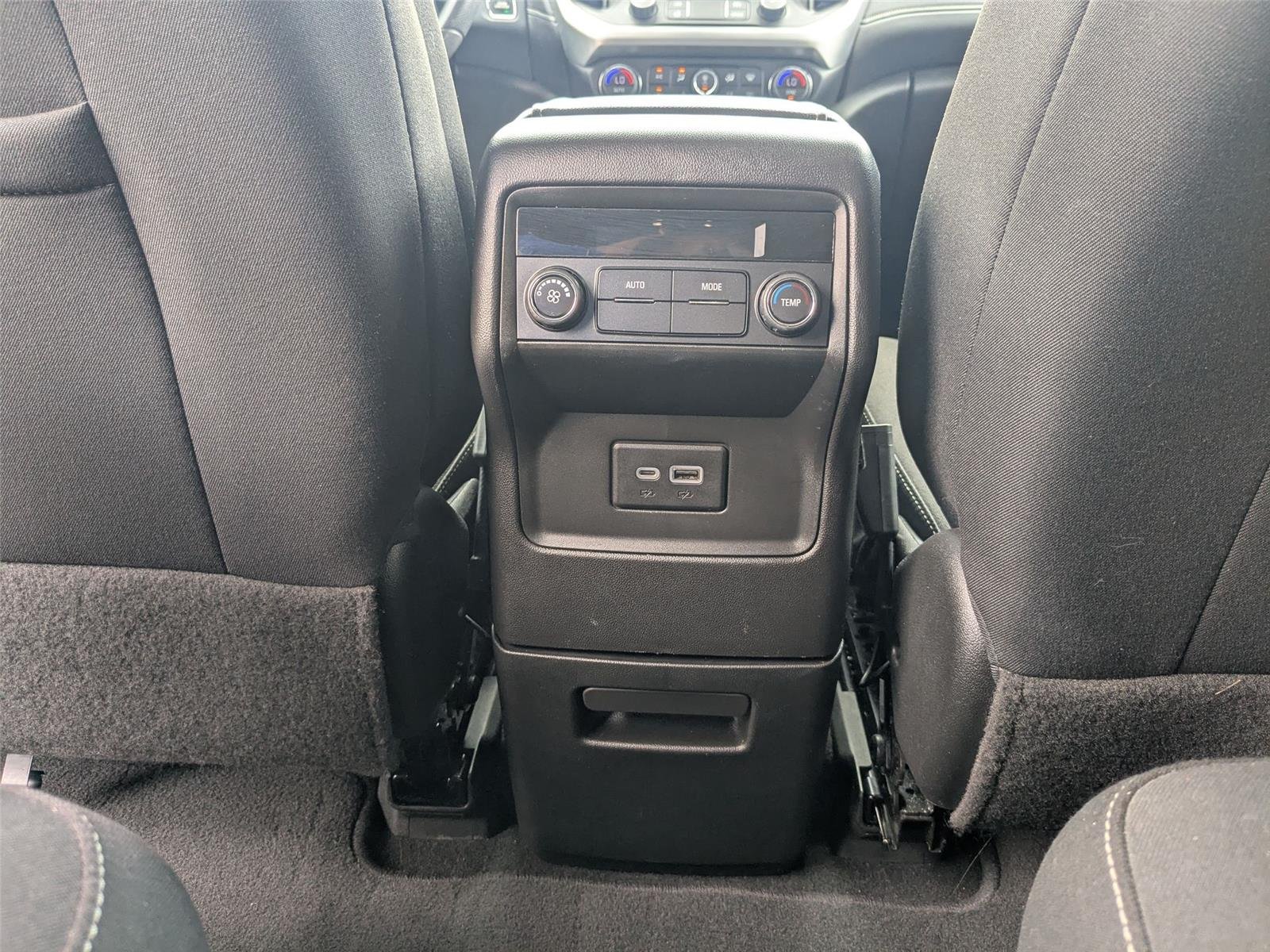 Used 2023 Summit White GMC SLE image 24