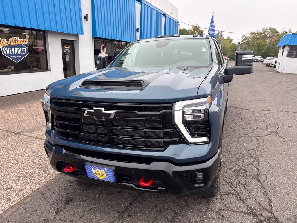 New 2026 Lakeshore Blue Metallic Chevrolet LT image 3