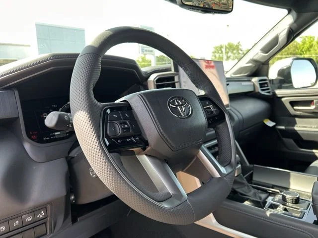 New 2026 Wind Chill Pearl <sup>1</sup> Toyota Tundra Platinum image 30