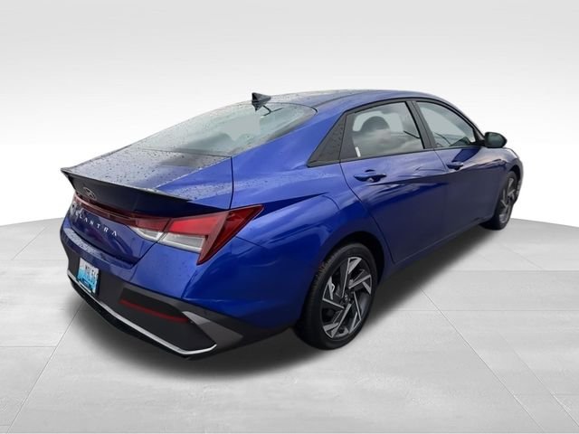Used 2025 Blue Hyundai SEL Sport image 8