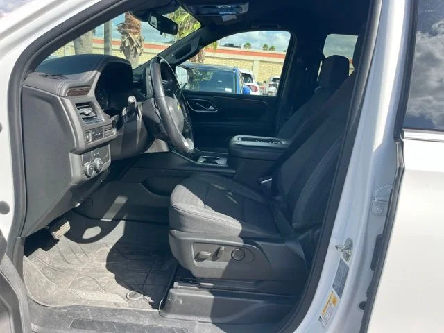Used 2023 White Chevrolet LS image 9