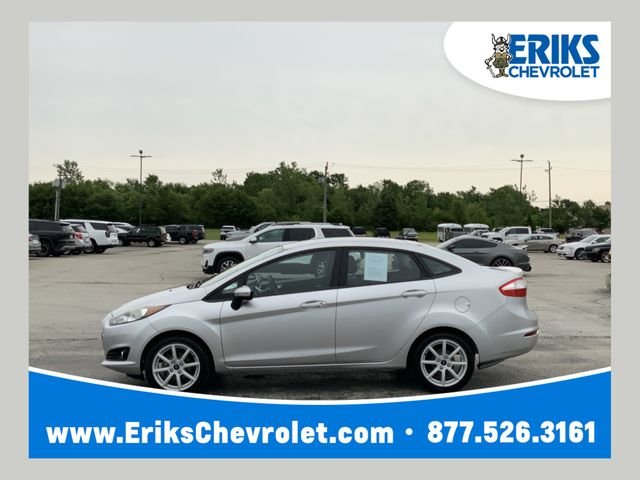 2016 Ford Fiesta SE Sedan's photo