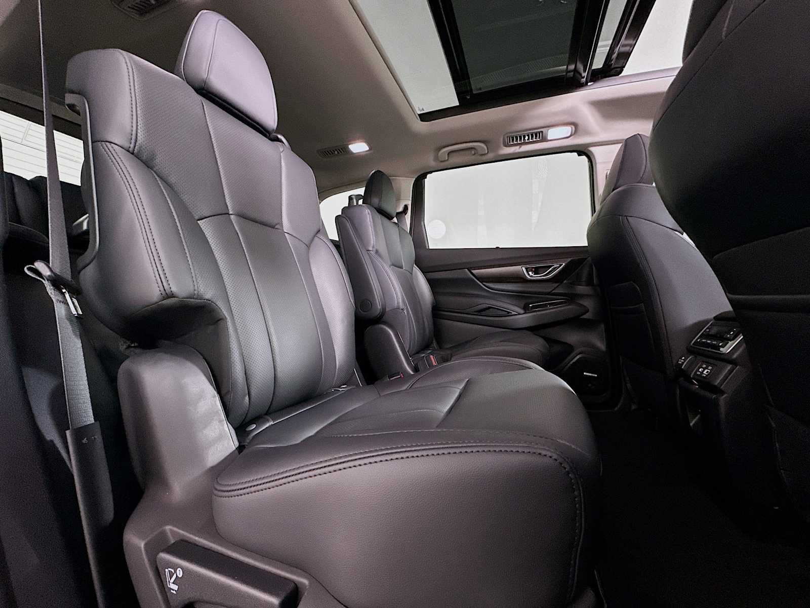 New 2026 AUTUMN GREEN METALLIC Subaru Touring 7-Passenger image 27
