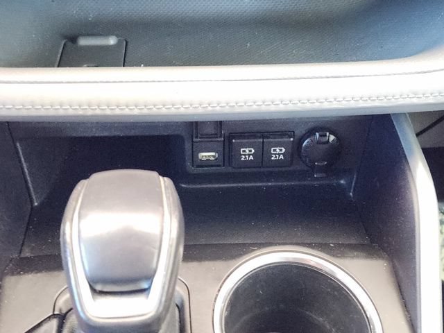 Used 2021 Black Toyota L image 22