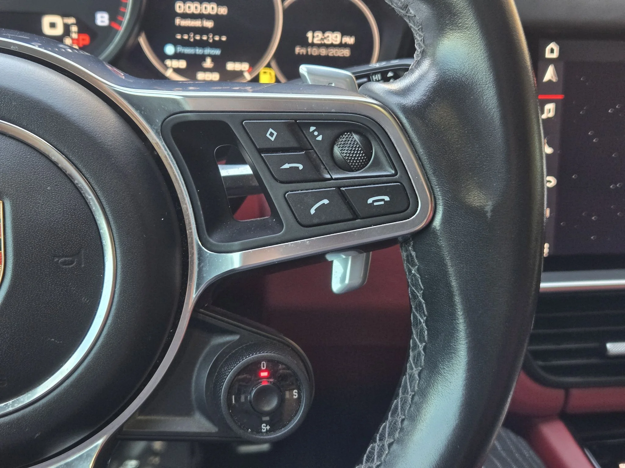 Used 2020 Quartzite Metallic Porsche S image 30