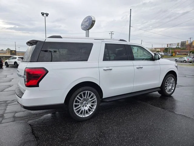 Used 2024 White Ford Limited image 8