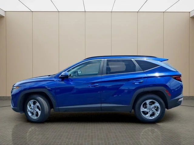 Used 2024 Blue Hyundai SEL image 11