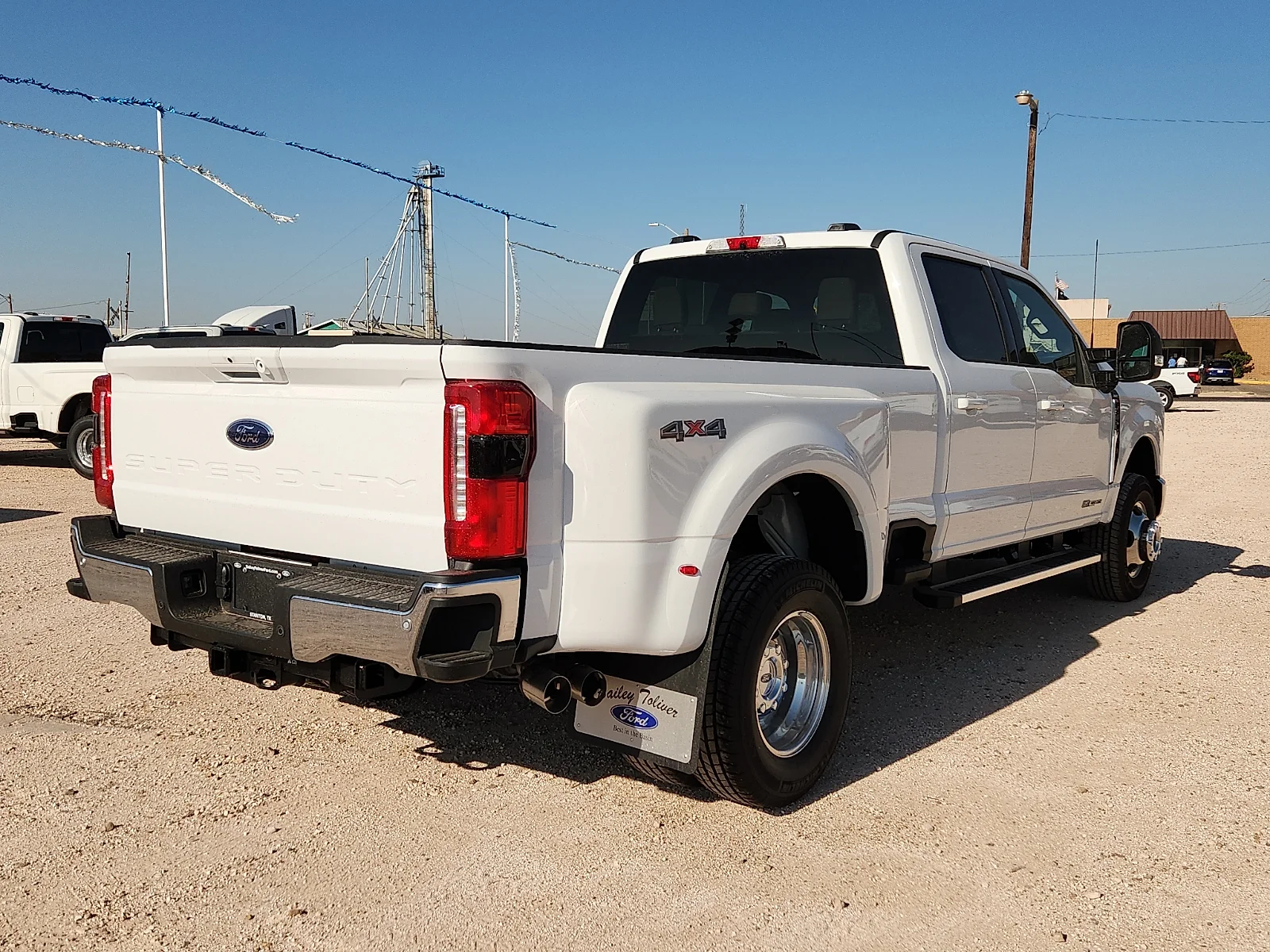 New 2026 Oxford White Ford Lariat image 7