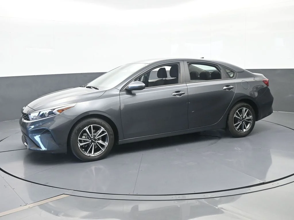 Used 2024 Gravity Gray Kia LXS image 2