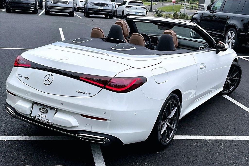 Used 2024  Mercedes-Benz CLE 300 image 12