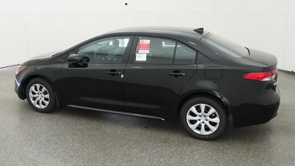 New 2026 Midnight Black Metallic Toyota LE image 21