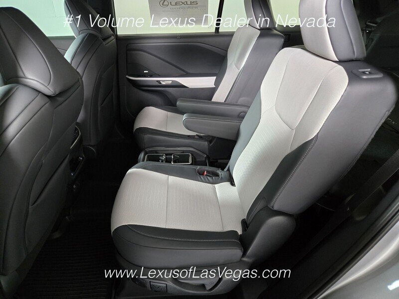 2026 Lexus TX 500h F-Sport Premium - Photo 11