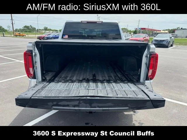 Used 2021 Silver GMC SLT image 12
