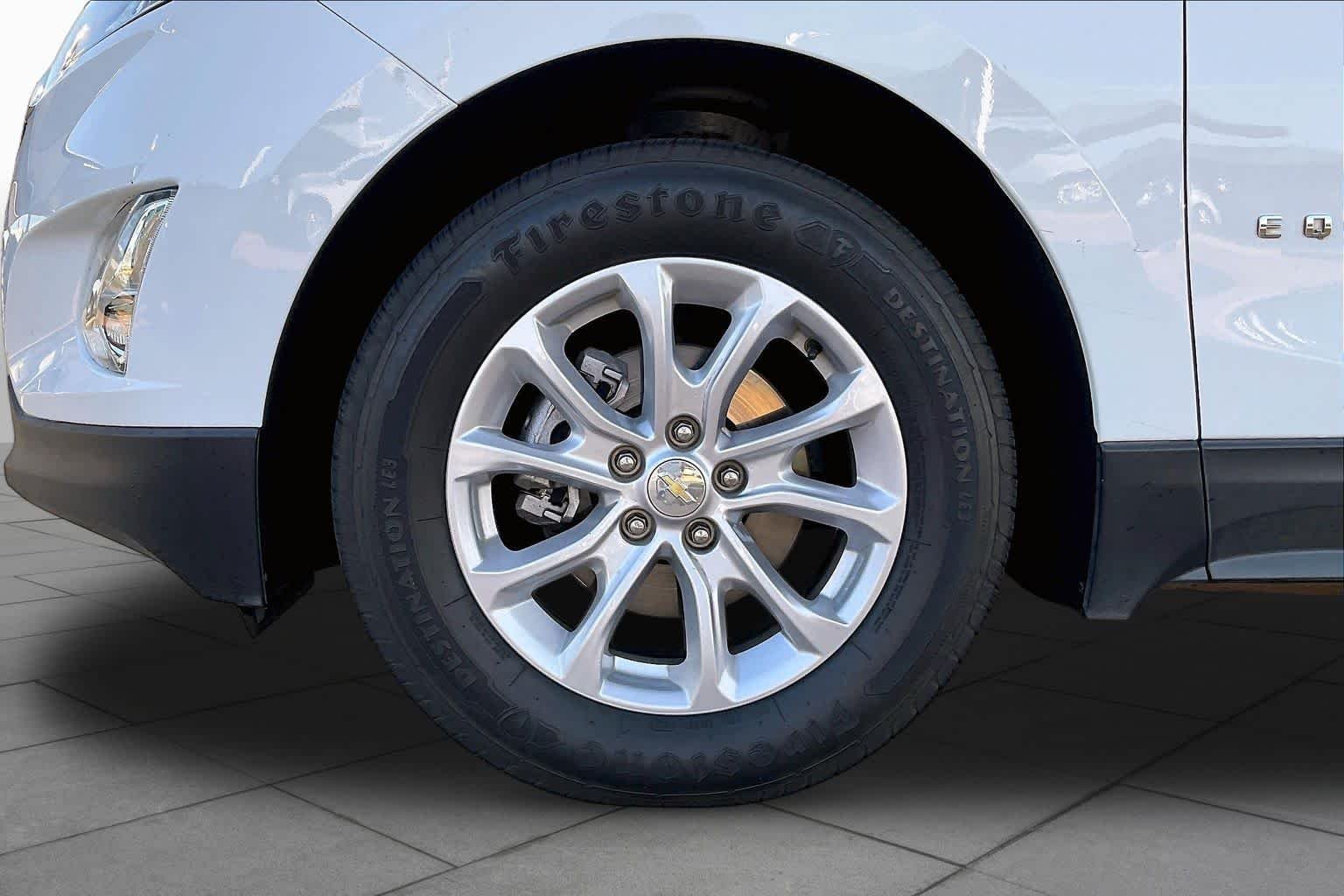Used 2018 SUMMIT WHITE Chevrolet LS image 12
