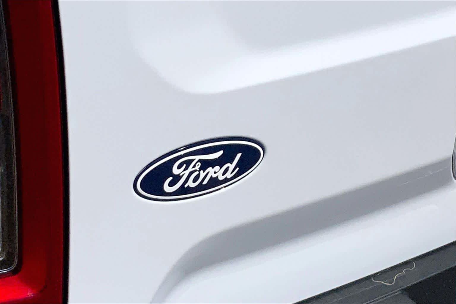 New 2026 Oxford White Ford Big Bend® image 15