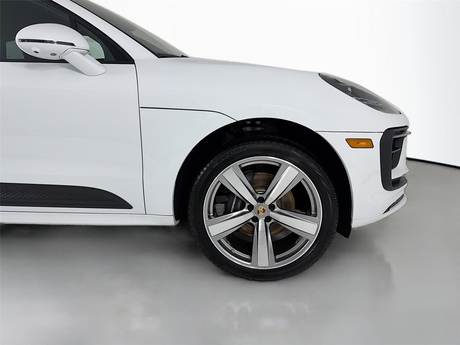 Used 2025 White Porsche  image 30