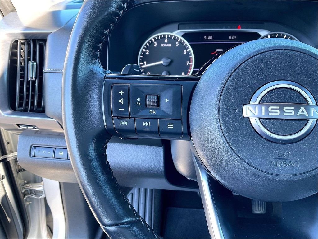 Used 2023 Silver Nissan SL image 23
