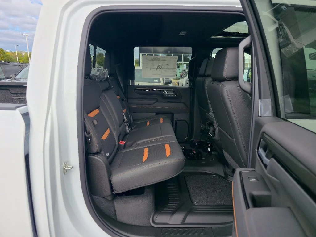 2026 GMC Sierra 2500HD AT4 - Photo 26