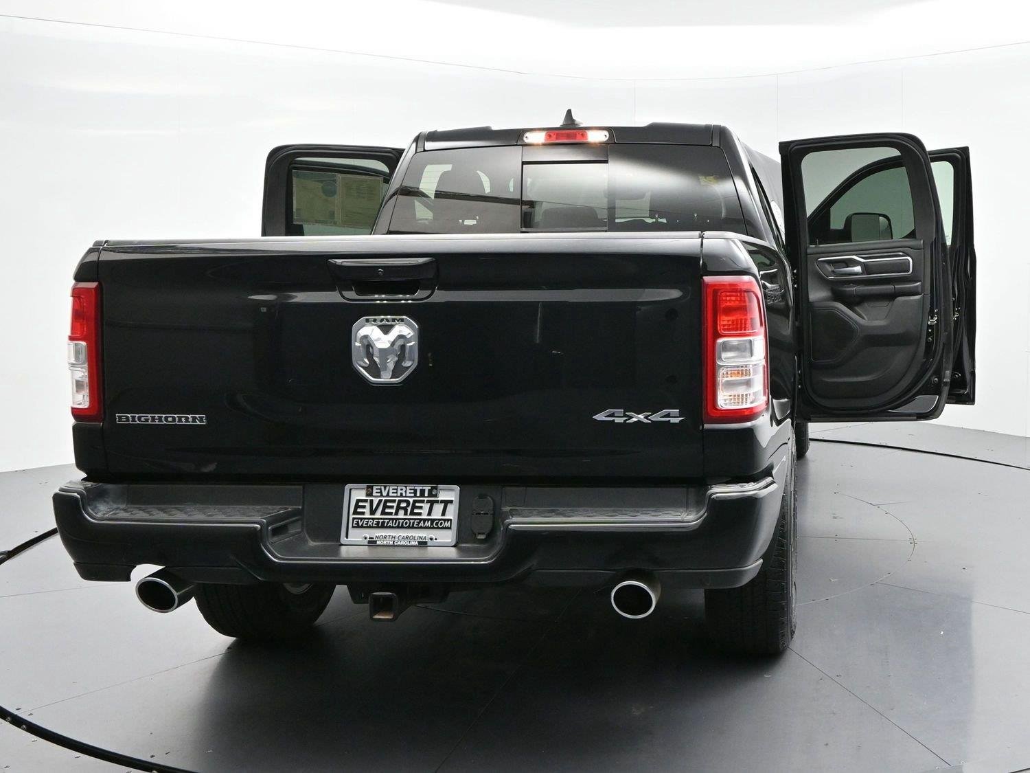 Used 2023 Diamond Black Crystal Pearlcoat Ram Big Horn image 40